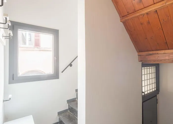 Historic Centre Luxury Rooftop Apartament