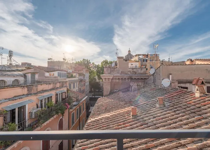 Historic Centre Luxury Rooftop Apartament *
